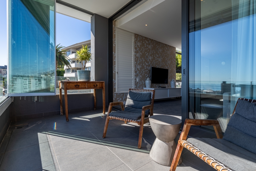 3 Bedroom Property for Sale in Sea Point Western Cape
